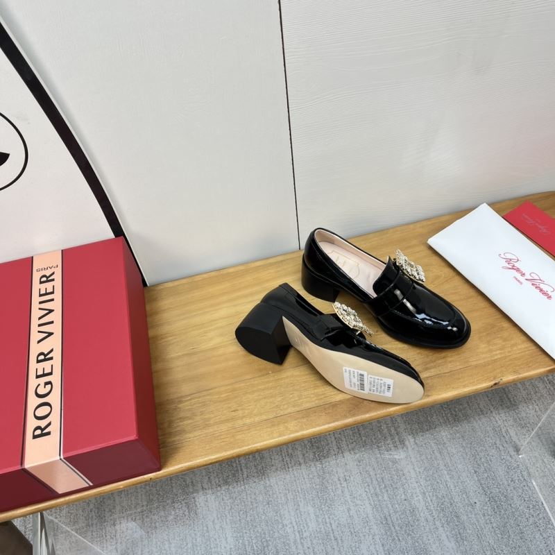 Roger Vivier Casual Shoes